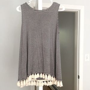 Pebble and Stone tank with fringe